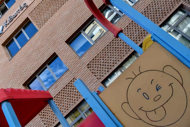 kivotos-kosmou-paidiki-xara