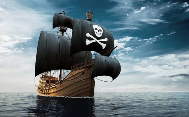 peirates-karavi-thalassa