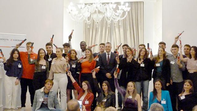 EUROBANK_BRABEYSH