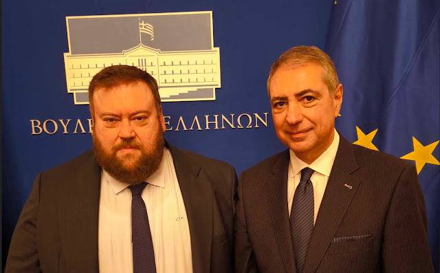 kyriakis_karvelis_vouli