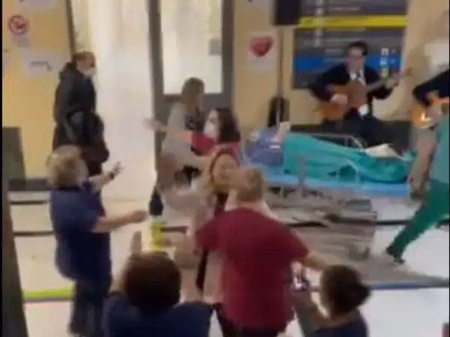 nosokomeio_eritros-stauros