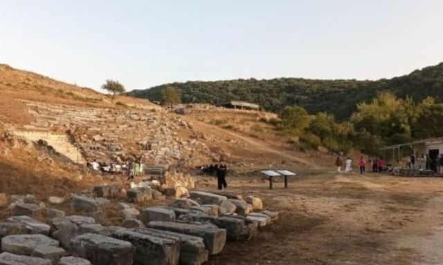 gitana-arxaio-theatro