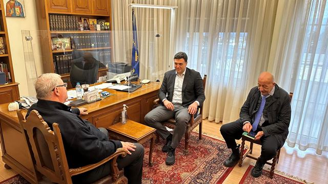 kikilias-kaxrimanis-sinantisi