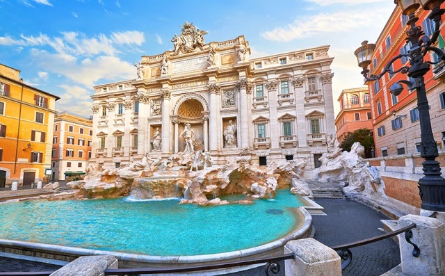 Trevi-Fountain-italy
