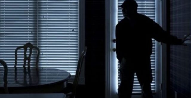 diariksi_spiti_klopi