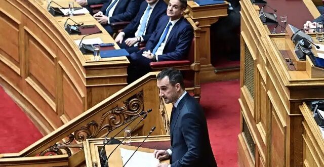 xaritsis_vouli_panepistimia-1024x683