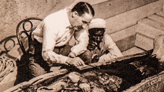 Toutaghamon-arxaiologoi