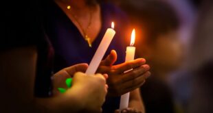 pasxa-lampada-ekklisia