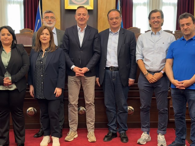 dimarxos-sinantisi-argirotexnia