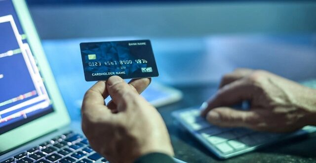 karta-upologistis-apati