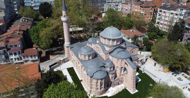 moni-tis-xoras-konstantinoupoli