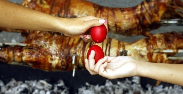 pasxa-arni-kokkina-ayga