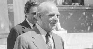 konstantinos_karamanlis_xr