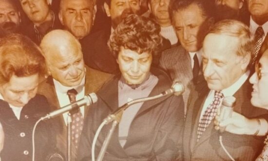 klontia-katsara-paidika-xoria-sos