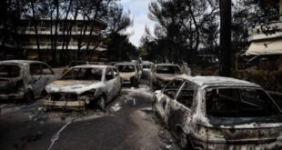 tragodia-mati-autokinita