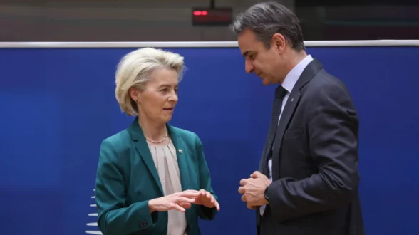 ursula-von-der-leyen-MITSOTAKIS