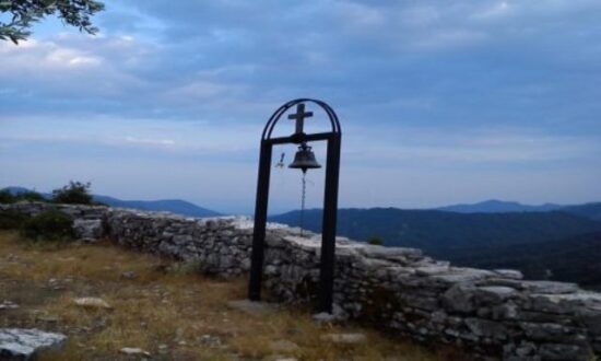trikastro-monopatia-preveza