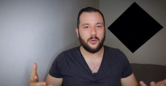 eazy-purple-youtuber