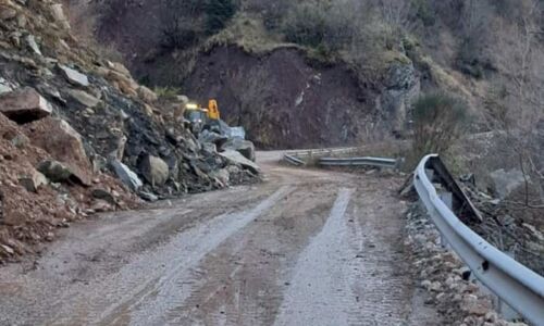 anilio-metsovo-dromos-katolisthisi