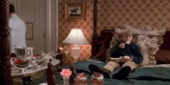 plaza-home-alone-2.jpg