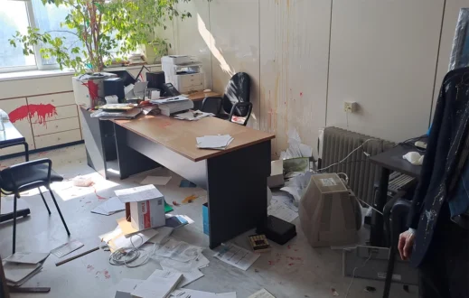 EKPA-KATHIGITIS-KOUKOULOFOROI