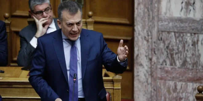 giannis-vroutsis-re-500