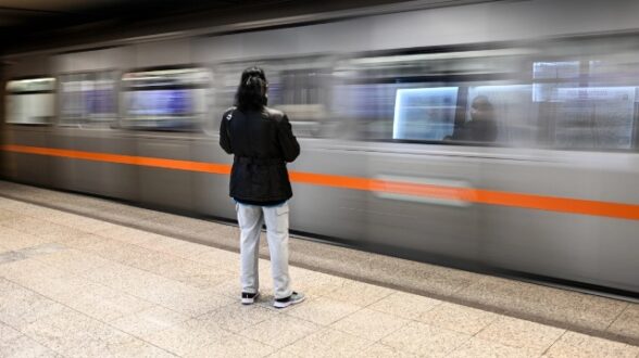 metro-vagoni-stathmos