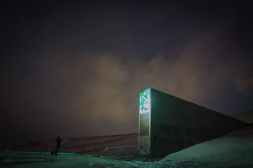 svalbard-global-seed-vault-23273281972-1200x800