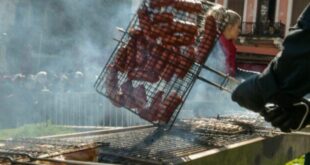 tsiknopempti-kreas-psisimo