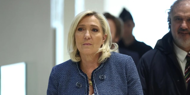 marine-lepen-dikastirio