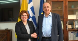 mpatistatou-demirtzogloy-paneistimio-zografeio-likeio