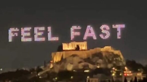 feelfast-drone-show-akropoli