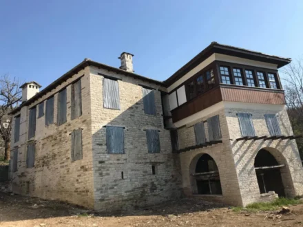 koukouli-arxontiko-plakida