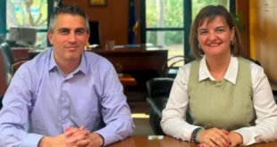 KEFALA-DIMAS-SINANTISI