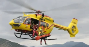 elikoptero-aerodiakomides