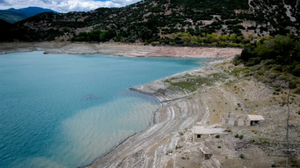 mornos-NERO-LEIPSIDRIA