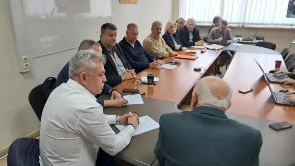 ped-ipeirou-dimarxoi