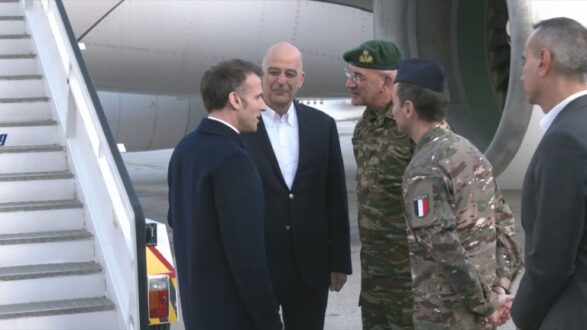 makron-dendias-souda