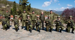 davakis-molivdoskepasto